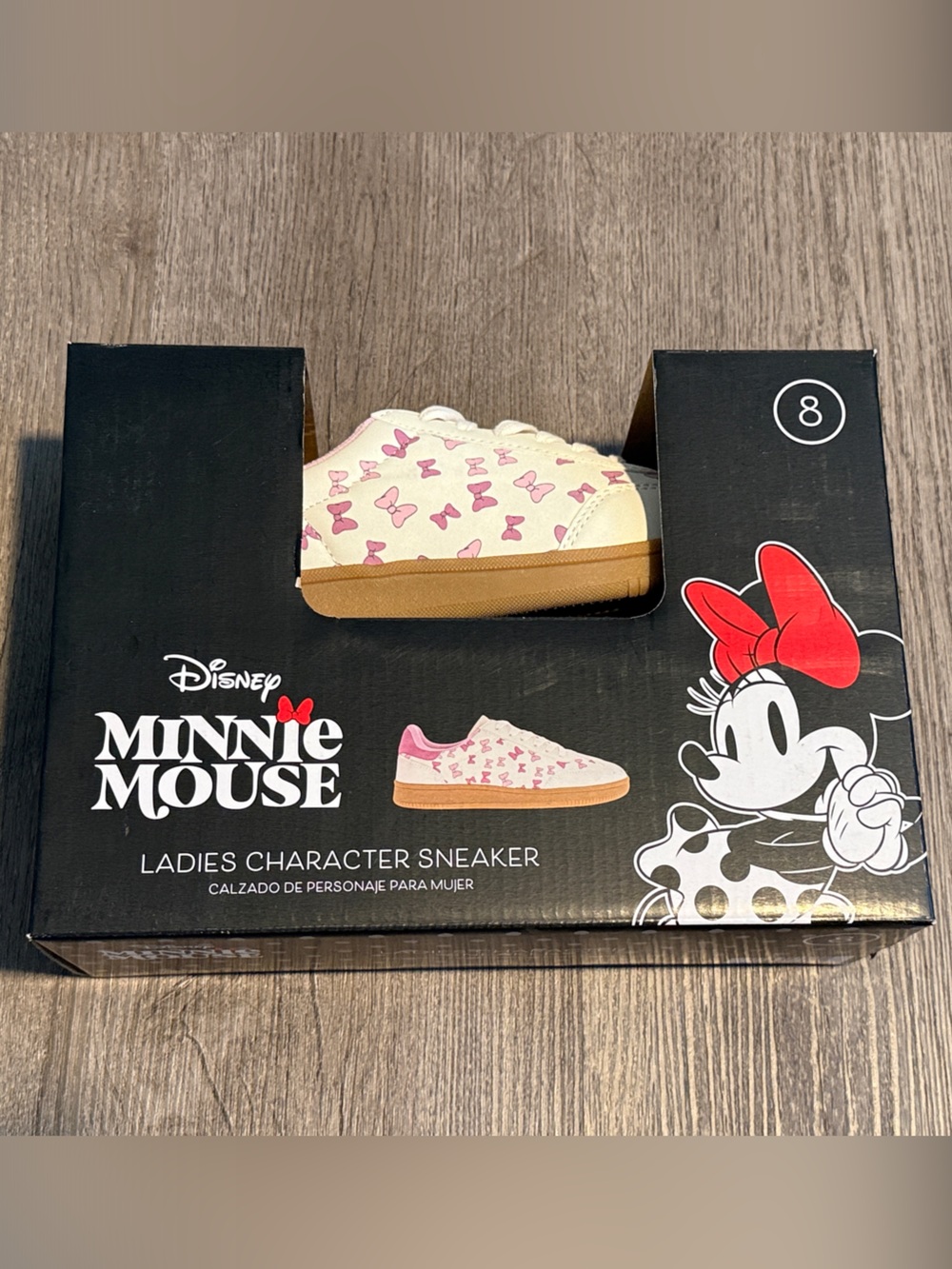 NWT** Disney Minnie Mouse Ladies Sneakers
